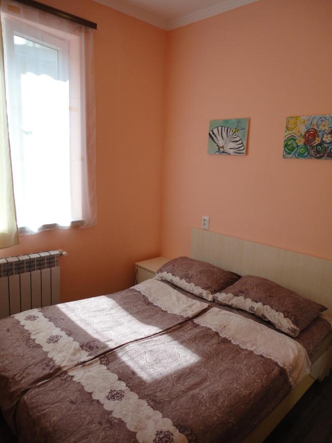 Like Home Guesthouse & Tours Erywań Zewnętrze zdjęcie