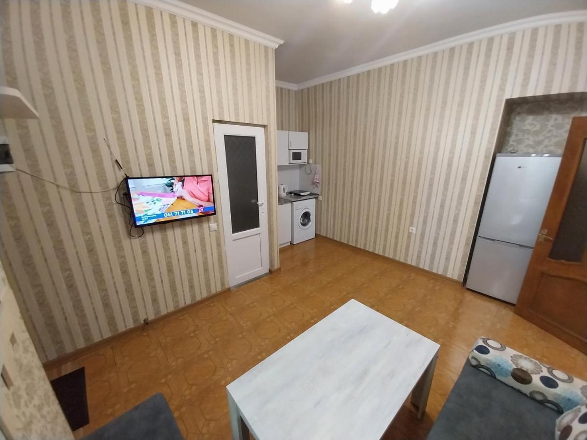 Like Home Guesthouse & Tours Erywań Zewnętrze zdjęcie