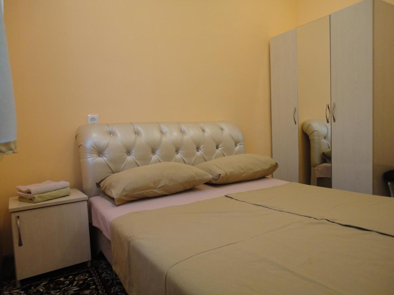 Like Home Guesthouse & Tours Erywań Zewnętrze zdjęcie